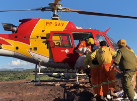 La delegación israelí recupera cuerpos en la zona del derrumbe en Brasil