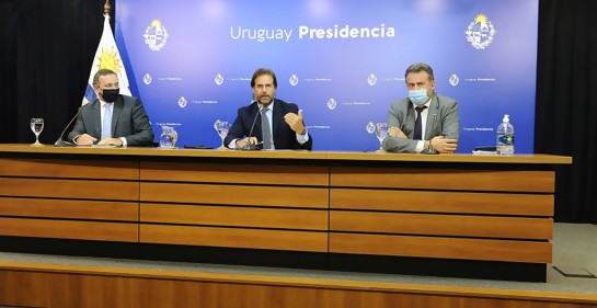 Uruguay comienza a vacunar contra el Coronavirus