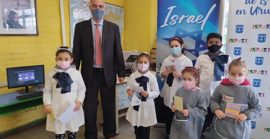 Donación de la Embajada de Israel a la escuela 359 Ana Vinocur